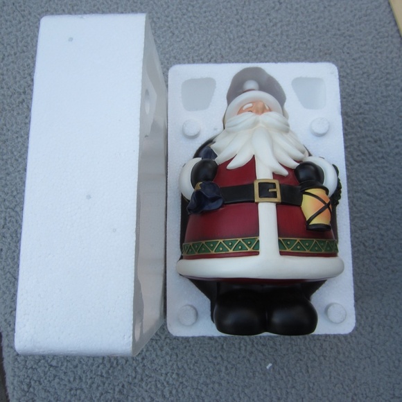 Decorative Santa Carrying Christmas Gift Bag  (10") Costco - Picture 8 of 14